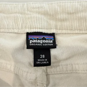 Patagonia Fitted Cropped Corduroy Pants Raw Hem Women’s 28 Bleached Stone Cotton thumbnail 5