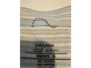 Patagonia Capilene 3 Midweight 1/4 Zip Top Size M Grey White Striped thumbnail 9