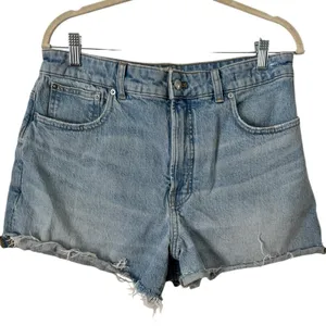 Madewell The Curvy Perfect Jean Shorts Foster Wash Women’s Size 31 Raw Hem thumbnail 4