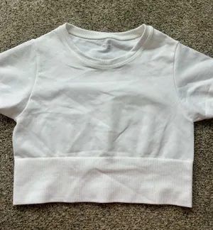 white aerie offline short sleeve thumbnail 1