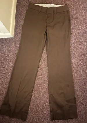 GAP Women's Curvy Fit Flared Leg Brown Chinos thumbnail 1