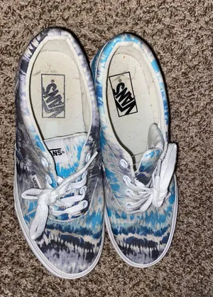 Beachy Vans thumbnail 1
