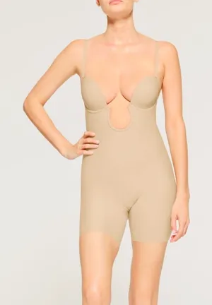 Skims Deep Plunge Shapewear Mid Thigh Bodysuit in Sand Size S thumbnail 1
