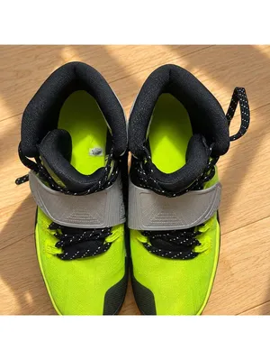 Nike Kyrie 6 Cross GS Volt Black Basketball Shoes 5.5Y Women's 7 thumbnail 5