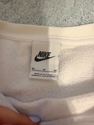 White Nike Sweatshirt Pullover thumbnail 2