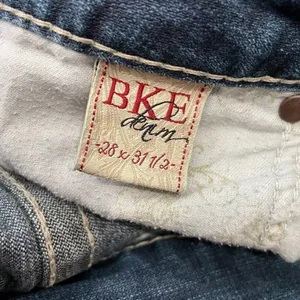 Buckle BKE Denim Kate Jeans Size 28X31.5 Whiskered Blue Western Bootcut Low Rise Y2K thumbnail 8