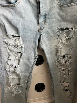 American Eagle Outfitters Capri Ripped Jeans thumbnail 2