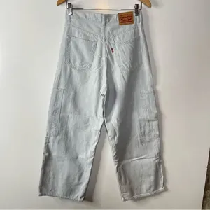 Levi’s High Rise Wide Leg Crop Utility Light‎ Wash Jeans Size 27 thumbnail 2