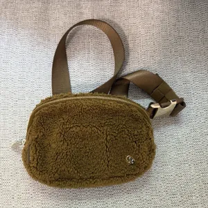 Lululemon Everywhere Fleece Belt‎ Bag Fanny Pack in Burnt Caramel thumbnail 3