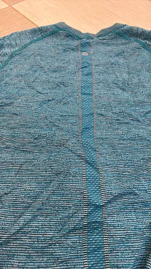 Lululemon Long Sleeve Swiftly Tech thumbnail 5