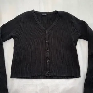 John Galt Brandy Melville Black Ribbed Button Front V-Neck Cardigan Cropped OS thumbnail 3