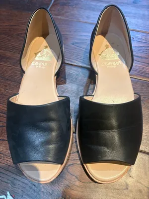 Crown Vintage Black Open thumbnail 1