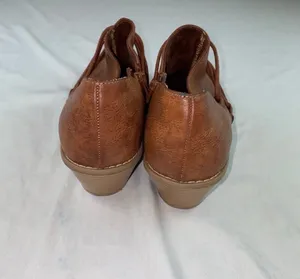 Boots Brown Size 9.5 thumbnail 6