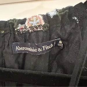 Abercrombie & Fitch Floral Mesh Halter Neck Blouse Top Black sz Medium thumbnail 6
