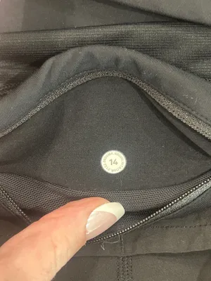 Lululemon Speed Up Shorts 2.5" thumbnail 4