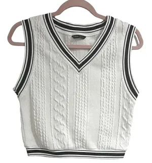Shein Cropped Sweater Vest  NWOT thumbnail 1