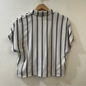 Aritzia Wilfred Navy White Tie Front Blouse‎ Size XS thumbnail 7
