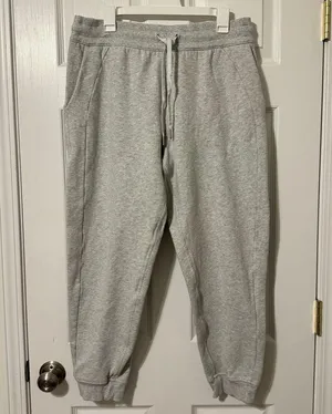 Lululemon Scuba Jogger Size 12 Light Heathered Grey thumbnail 2