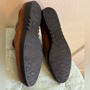Rockport Brown Suede Women’s Shoes size 7 like new condition thumbnail 10