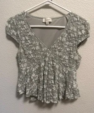 Cute Top Gray Size M thumbnail 1