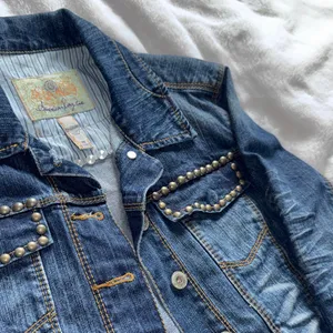 Studded Cropped Denim Jacket | American Rag Cie | Size M thumbnail 5