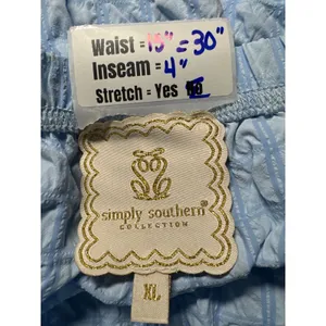 Simply‎ Southern Blue Scalloped Lounge Set XL Top and Shorts lounge set thumbnail 4