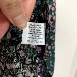 Roller Rabbit Moonflower Floral Lucy Top Midnight New Womens Size Small thumbnail 13