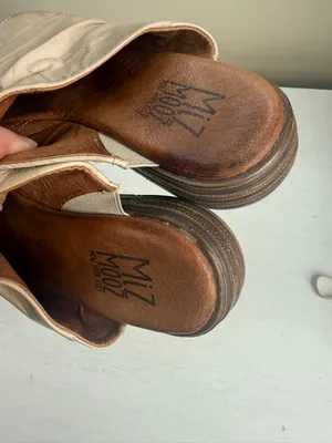 Miz Mooz Dandelion Leather Wide Width Slide Sandals Size 36W thumbnail 4