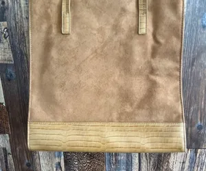 Faux leather women's handbag brown 12 in wide x 12 long excellent condition thumbnail 4