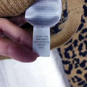 Old Navy SoSoft Cheetah Cardigan Sweater Womens S Brown Cropped Animal Retro thumbnail 7
