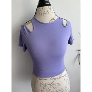 Lululemon Shoulder‎ Cut-Out Yoga T-Shirt Size 6 Dark Lavendar thumbnail 3