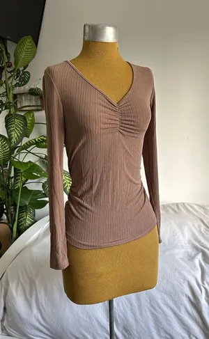 Sinched ribbed long sleeve shirt Tan Size XS thumbnail 1