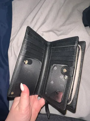 Wallet thumbnail 2