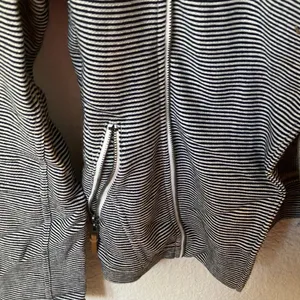 FINAL MARKDOWN Nwt Roxy jacket large thumbnail 2
