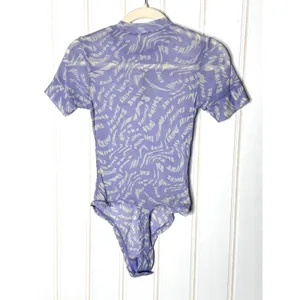 SKIMS Summer Mesh T-Shirt Bodysuit Lilac Swirl Logo Print Mock Neck NWT L thumbnail 6