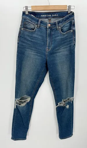 American Eagle Women Medium‎ Wash Distressed Mom Jean Stretch Denim Blue Size 2 thumbnail 1