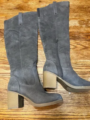 Sugar Knee High Women’s Boots Gray Size 7.5 thumbnail 1