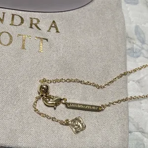 NEW Loveshackfancy X Kendra Scott Elisa Pink Bloom Floral Bow Necklace Heirloom thumbnail 8
