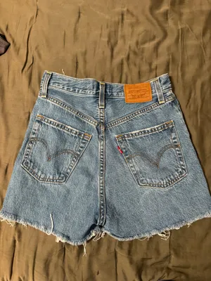 Levis high rise shorts thumbnail 2