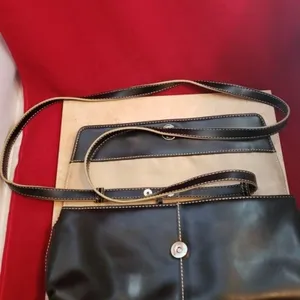 Nine West Black Shoulder Bag with Built In Cell Phone Holder thumbnail 6