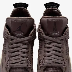 Nike Air Jordan 4 Retro X A Ma Maniére 'Violet Ore' Sneakers thumbnail 4