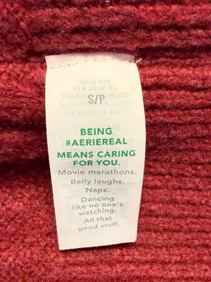 Aerie unREAL Cable Knit Sweater Pullover Women's Small Red Chunky Knit Soft Cozy thumbnail 11