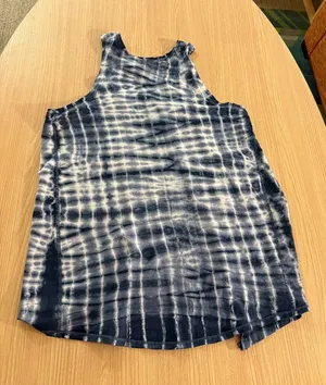 Lululemon Tank Top Estimated Size 6 Blue and White Tie Dye Print Open Back Crew thumbnail 1