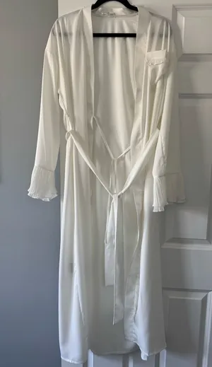 Six Stories White Silk Robe thumbnail 1