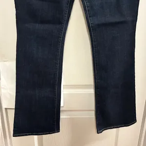 Old Navy Curvy Profile Mid Rise Bootcut Dark‎ Wash Denim Jeans Size 10 Regular thumbnail 9