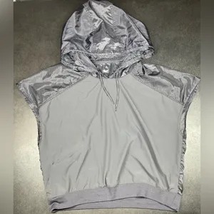 Nike Women’s Large Sportswear Tech Pack Hoodie Black Light Weight thumbnail 2