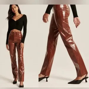 NWT A & F The 90’s Straight Ultra High Rise Patent Leather 90s Straight Leg thumbnail 5