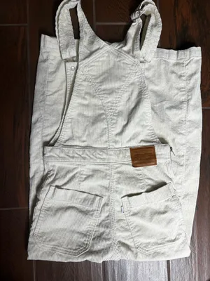 Levi’s Premium Cream Corduroy Wide Leg Overalls Women’s Size 27 thumbnail 3
