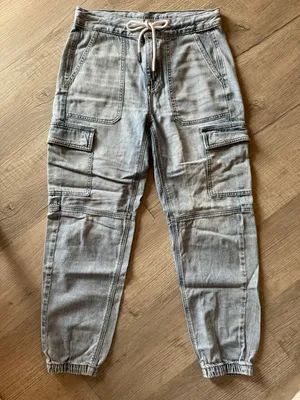 Outfitters Cargo Jeans thumbnail 1