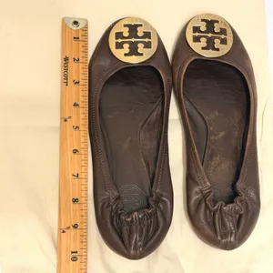 Tory Burch Reva Ballet Flats Brown Leather Gold Logo Medallion Size 9.5 thumbnail 9